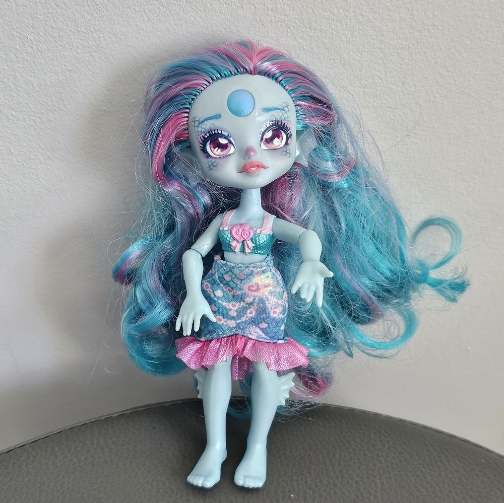 Magic Mixies Marena The Mermaid Blue